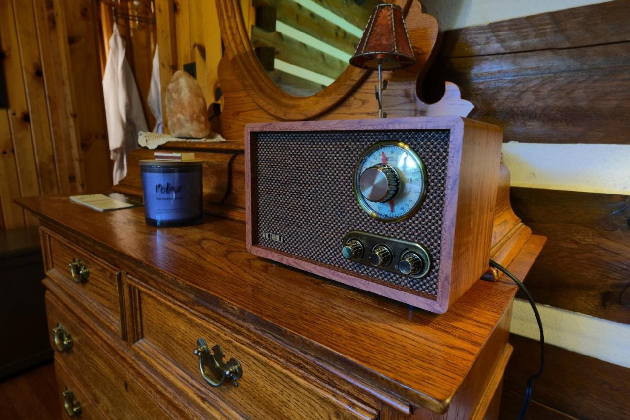 Creekwalk Inn Bed And Breakfast With Cabins Cosby エクステリア 写真