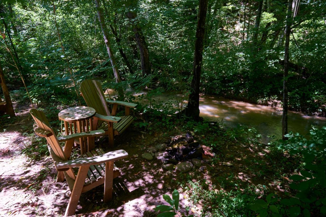 Creekwalk Inn Bed And Breakfast With Cabins Cosby エクステリア 写真